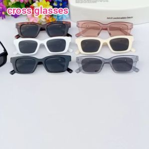 แว่นกันแดด UV400 ทรงเหลี่ยมยอดนิยม สไตล์แฟชัน รหัส SGUV44