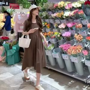 9Liชุดเดรสยาวขนาดใหญ่สำหรับผู้หญิงตั้งครรภ์เดรสชุดเดรสสไตล์คลาสสิกเกาหลีเสื้อผ้าสำหรับสตรีมีครรภ์ชุดคลุมท้อง M-5XL ทรงหลวม