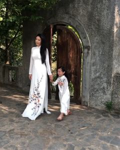 (Màu ngẫu nhiên) Guốc bé gái dép gỗ cao gót Cúc Xuyến Chi guốc mộc áo dài bà ba chụp ảnh văn nghệ