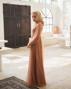 Dress Nadine Exclusive: Gaun Pesta Kondangan Muslim, Baju Lebaran Brokat Elegan, Kemeja Batik Eksklusif