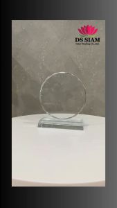 โล่รางวัลคริสตัล คลิปโปรแกรม การพนันออนไลน์ ความคิดสร้างสรรค์ รางวัลแชมป์ รางวัลดีเด่น บุคคลยอดเยี่ยม