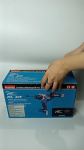 Máy khoan động lực dùng pin 18V Makita DHP486Z