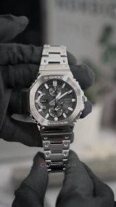 Jam Tangan Pria Casio G-Shock Full Metal GMC-B2100D-1A Black Dial Silver Stainless Steel Band