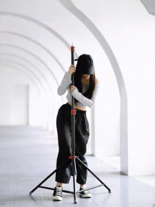 AMBITFUL | Adjustable Aluminium Photographic Light Stand 2.8m