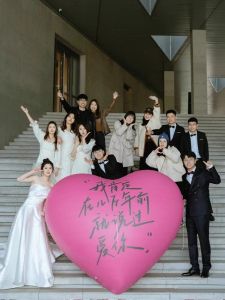 Extra Large Heart Shaped Balloons Engagement Decoration Morning Robe Prop Wedding Room Aluminum Foil Proposal Marriage Famous