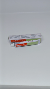 Lem Paking Gasket ThreeBond Liquid Gasket Rubber-Based 1104 Eco