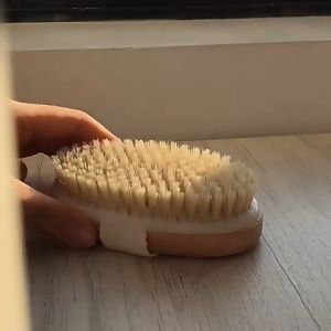 Dry Skin Body Brush Natural Bristle SPA Brush Wooden Bathing Brush for Smooth Skin and Blood Circulation