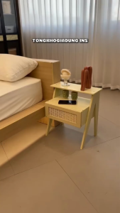 Kệ Đầu Giường Chất Liệu Gỗ Tre Tự Nhiên Nhiều Màu Sắc Nhỏ Gọn Tiện Lợi Tăng Tính Thẩm Mỹ Cho Không Gian Sống