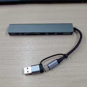 Hub Docking Station 8 in 1 USB-C to USB*4+SD+TF Card Reader+3.5mm Audio Output