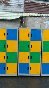Tủ locker nhiều hộc dùng cho công ty và lớp học đựng đồ cá nhân hồ sơ tài liệu.