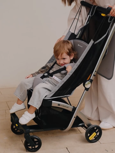 Xe đẩy du lịch gấp gọn cho bé Kinderkraft nằm ĐỨC đi máy bay siêu nhẹ tải trọng 50kg dễ dàng gấp gọn bằng 1 tay