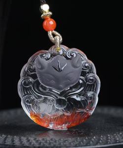 Natural beauty red glue flower nine-tail fox crystal pendant thriving 🌹 exquisite carver 🙏 extreme luxury peach blossom promote marriage 🌸 color is very bright ⚡ the real color is more beautiful! Specifications: 34.8 33 11.8mm