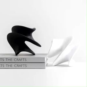 Sculpture ของตกแต่งสไตล์มินิมอล ของตกแต่งบ้าน พร็อพตกแต่ง พร็อพแต่งบ้าน ตกแต่งคอนโด พร้อมส่งจาก กทม