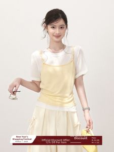 THROUS | Áo Thun Nữ Phong Cách Casual Ánh Sáng Mờ Ôm Sát Trẻ Trung