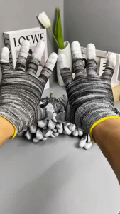 Combo 12 đôi găng tay lao động phủ PU ngón tay màu đen bao tay lao động găng tay làm vườn