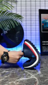 PANARYBODY Sepatu Pria Sekolah Hitam Sneakers Cowok Sepatu Anti Slip Sporty Elastis Men Shoes QN325