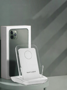 HANG | Super Fast Charging Wireless Charger Stand
