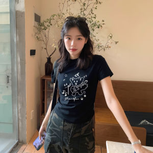 เสื้อยืดแขนสั้นผู้หญิงทรงเข้ารูปผ้าฝ้ายแท้ สีดำ ทรงเข้ารูป ทรงเข้ารูป ฤดูร้อน 2025 ใหม่ เสื้อชั้นในสุดเก๋