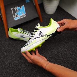 Newmeel Sepatu Bola Gearpower 2.0 Putih Stabilo