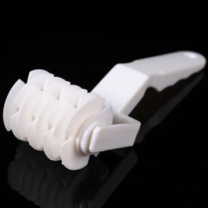1pcPastry Lattice Roller Cutter Pie Pastry Dough Cutter Roller Home Kitchen Tools Baking Tools