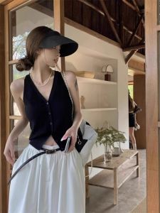 Black V-neck Ice Silk Knitted Vest Womens Summer Small Outwear Strappy Cardigan Silm Cinched Sleeveless Tops