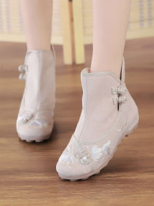 Traditional Chinese Costume Boots Womens Dance Shoes Embroidered Fleece Lined Short Boots Warm Winter High Insole Ancient Costume Boots