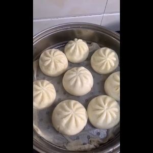 เครื่องทำซาลาเปากึ่งอัตโนมัติ เเท่นปั๊มหัวมี 3 ขนาด พร้อม แท่นจีบ