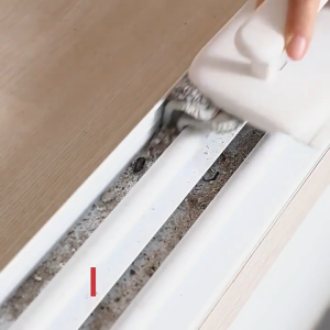 Bàn chải vệ sinh khe rãnh đa năng gập 3 chiều – làm sạch ray trượt cửa kính bếp tiện lợi