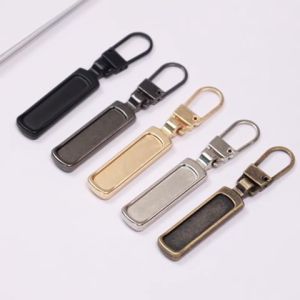 Móc Khóa Kéo Bằng Kim Loại Có Thể Tháo Rời Dùng May Vá (Nhiều Màu)