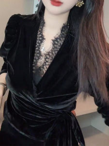 UYFY | เสื้อเชิ้ตผ้ากำมะหยี่คอวีสีดำสำหรับผู้หญิงไซส์ใหญ่ ฤดูใบไม้ร่วง 2025 เสื้อผ้าทำงานสไตล์เกาหลี แขนยาว ปกติ