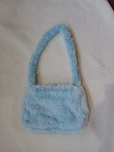 tas slempang bulu bludru Korea biru muda