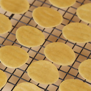 Delicious Fried Hollow Ball Snacks 200g Pani Puri Masala Potato Balls Oil Fried Snacks Delicious Empty Spherical Snack Treats