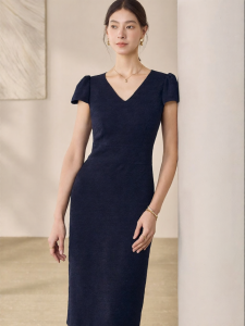 Roey s house | Đầm Midi Dáng Ôm V-Neck Nhẹ Mát cho Mùa Hè