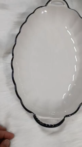 Đĩa xoài trắng viền đen vân sọc có tai size 30cm decor siêu đẹp