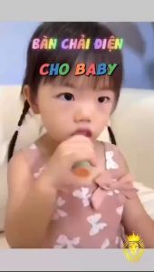 Bàn Chải Đánh Răng Điện Trẻ Em Chữ U 360° Silicon Mềm – 3 Chế Độ Rung + Đèn LED Diệt Khuẩn