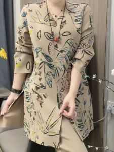 Áo Thun Nữ Cổ Chữ V Dáng Rộng Dài Vừa Phải in Họa Tiết Mùa Thu Phong Cách Mới Có Túi Hai Bên Hông Chất Liệu Polyester