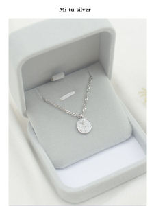 925 Sterling Silver Rose round Pendant Necklace Womens Simple Luxury Minimalist Design High-End Clavicle Chain Fashion Jewelry