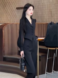 Spring Fashion Short Suit Womens High Waist Slimming Pants Two-Piece Set Professional Commute Style Polyester Fiber V-Neck Button up