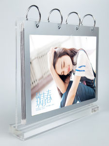 Album Acrylic Crystal Flip Page Price Tag 678 นิ้ว A4 Calender Commemorative Photo Album Display Stand Promotional Brochure
