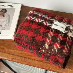 Womens Scarf Winter 2024 New Arrival K-style Easiest for Match Red Geometric Hemming Shawl Comfortable Heattech Cashmere-like Scarf