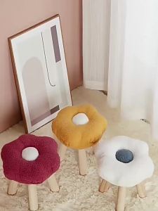 Đôn Chân Hình Mây Dễ Thương