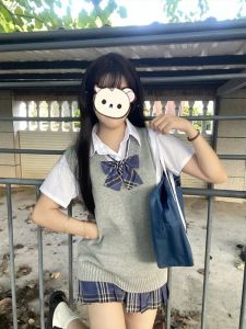 Japanese Style College Preppy Layered Jk Knitted Vest Sleeveless V-Neck Sweater Spring Autumn Small Size Womens Top