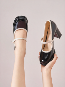 Josiny | Retro Low-cut Mary Jane Shoes Coarse Heel Pearls 2026 New