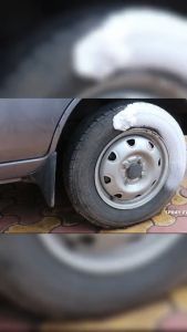 Chai xịt bóng lốp dưỡng đen lốp ô tô xe máy CAMEL - HOT TIRE 650ml