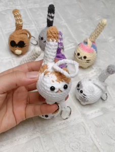 Móc Khoá Mèo Len Handmade Dễ Thương Phụ Kiện Trang Trí BaLo Túi Xách