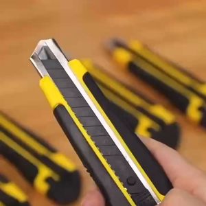 Large set cutter with extra blade utility knife cutter blade heavy duty blade cutter retractable cutter retractable knife cutter blade refill big paper cutter replacement blade cutting blade for paper school supplies pasener office supplies cutters tools