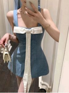 Đầm jean nơ ngực 2 dây dễ thương (kèm ảnh shop chụp thật)