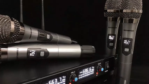 RAYHAYES 4 Channel UHF Wireless Microphone Professional for Singing Karaoke Meeting Party