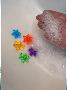 เจลดับกลิ่นชักโครก กดเจลได้ 6-8 จุด มีให้เลือก 5 กลิ่นเจลหอมติดชักโครก ทําความสะอาดชักโครก