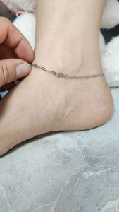 Lắc chân xích titan nữ dây trơn khóa tròn sáng bóng sang trọng không đen gỉ